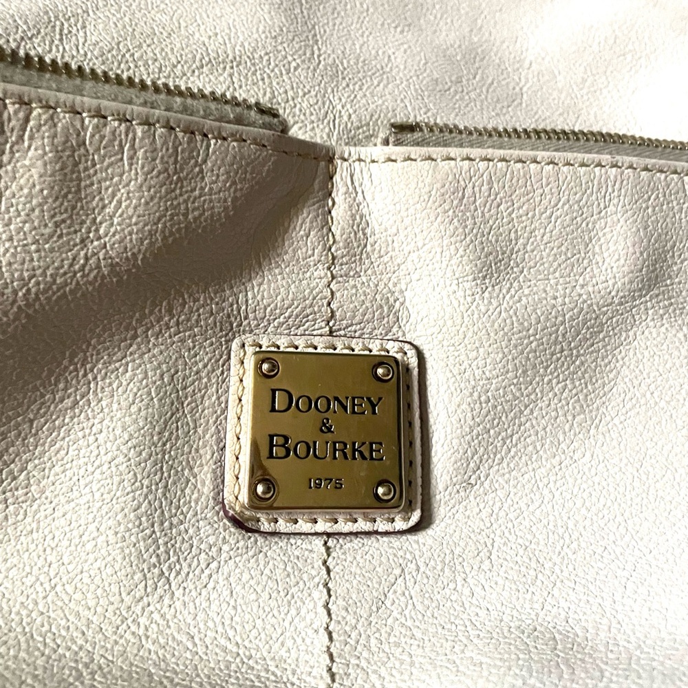 Dooney and Bourke Dillen Sac - Picture 11 of 13